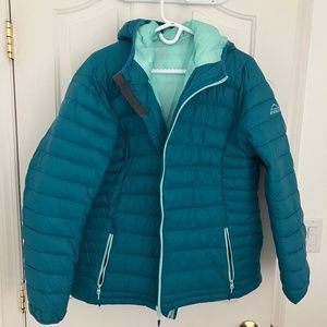 McKinley jacket, teal and XL. Never worn!